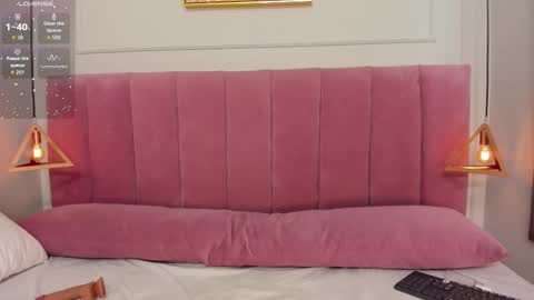 Snapshot of venusgreys1_ chatting on 29, 9, 2025 Venus online show from 29, 9, 2025