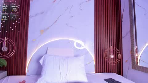 Snapshot of venusgreys1_ chatting on 30, 9, 2025 Venus online show from 30, 9, 2025