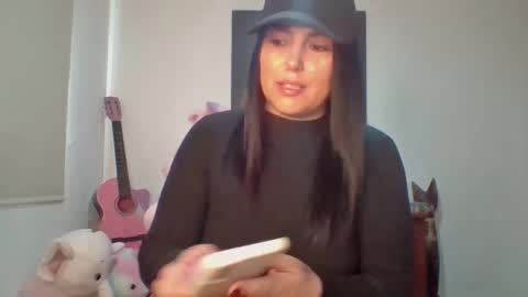 Snapshot of venusina07 chatting on 8, 5, 2026 VENUSINA07 online show from 8, 5, 2026
