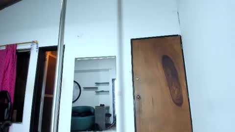 venuss_03 online show from 4, 7, 2026