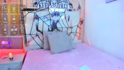  Venuss  online show from 30, 10, 2025