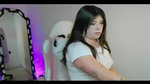 Venuss  online show from 17, 4, 2026