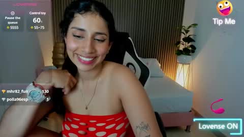 Snapshot of venuz_lee chatting on 25, 1, 2025 Nice to greet you my name is Vanessa online show from 25, 1, 2025