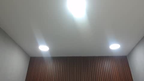 Snapshot of venuz_lee chatting on 13, 10, 2025 Nice to greet you my name is Vanessa online show from 13, 10, 2025