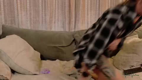 Vera Victors online show from 17, 12, 2025