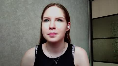 Snapshot of vernettaorlikowski chatting on 18, 10, 2025 Vetta online show from 18, 10, 2025