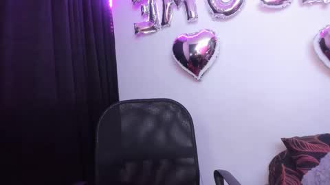 Snapshot of vero_jhonson chatting on 9, 2, 2025  karolina online show from 9, 2, 2025