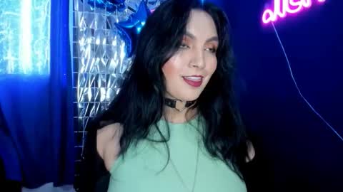 Snapshot of vero_jhonson chatting on 20, 9, 2025  karolina online show from 20, 9, 2025
