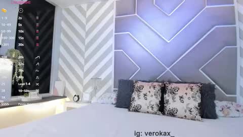 Snapshot of verokax chatting on 9, 10, 2025 Vero online show from 9, 10, 2025