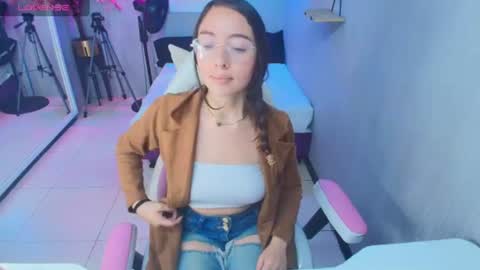 Snapshot of veronica_miiller chatting on 20, 6, 2026 veronica online show from 20, 6, 2026