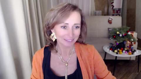 Snapshot of veronicagilbert chatting on 26, 12, 2024 Helen online show from 26, 12, 2024
