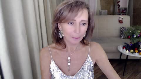 Snapshot of veronicagilbert chatting on 3, 1, 2025 Helen online show from 3, 1, 2025