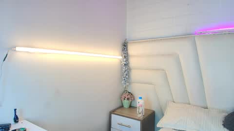 Verooxxx  online show from 27, 11, 2025