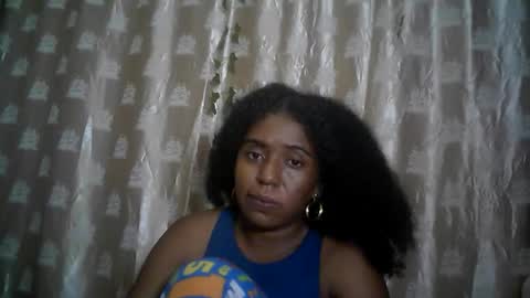 Snapshot of verronique1511 chatting on 12, 5, 2026 verronique1511 online show from 12, 5, 2026