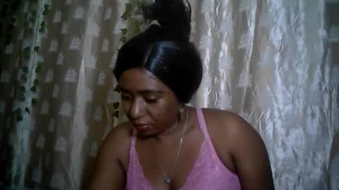Snapshot of verronique1511 chatting on 29, 5, 2026 verronique1511 online show from 29, 5, 2026