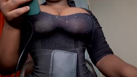 verygoodbadgirl_ebony online show from 28, 3, 2026
