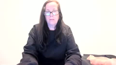 verysassypeachgoddess online show from 16, 3, 2026