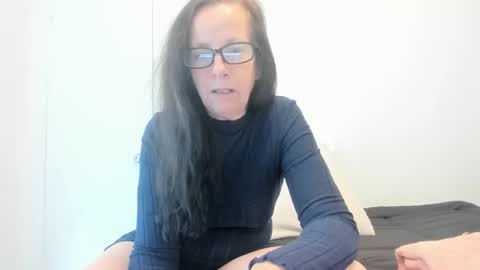 verysassypeachgoddess online show from 2, 5, 2026