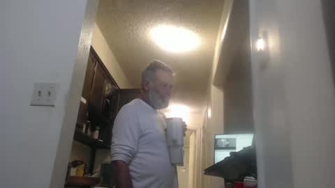 Snapshot of veryveryhairmanindenver chatting on 4, 1, 2025 hairy man online show from 4, 1, 2025