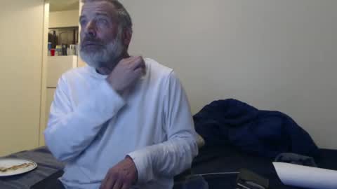 Snapshot of veryveryhairmanindenver chatting on 15, 2, 2025 hairy man online show from 15, 2, 2025