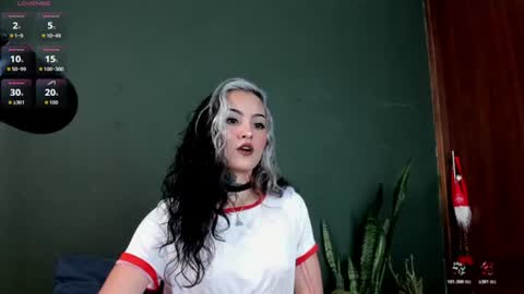 Snapshot of vesiagomez chatting on 28, 6, 2026 natalia gomez online show from 28, 6, 2026