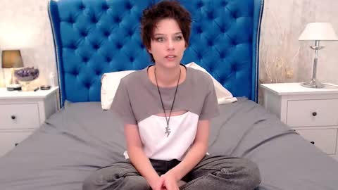 Via online show from 15, 10, 2025