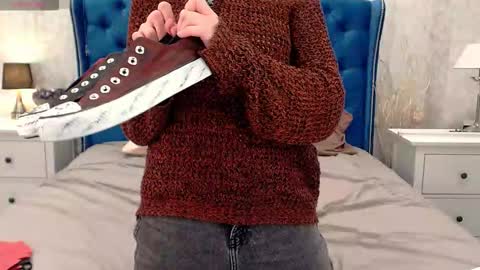 Via online show from 8, 11, 2025