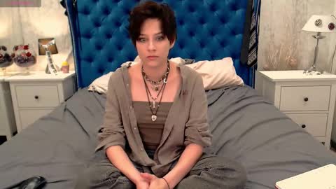 Via online show from 17, 12, 2025