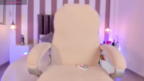 Ariana  online show from 1, 10, 2025