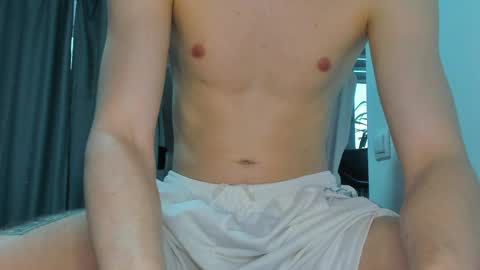 vibemygirl online show from 23, 4, 2026