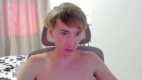 Snapshot of vibemygirl chatting on 29, 6, 2026 vibemygirl online show from 29, 6, 2026