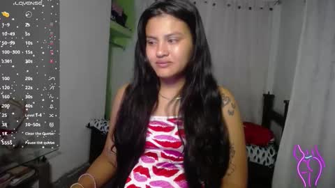 Snapshot of vic_nahomy chatting on 8, 11, 2025 nahomy online show from 8, 11, 2025