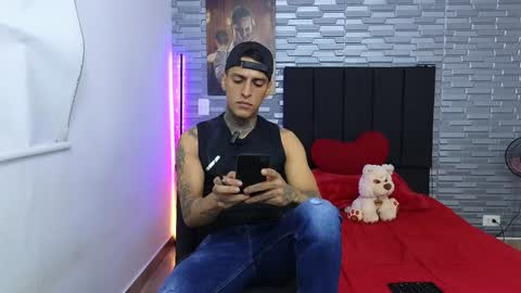 Snapshot of vicctorzc chatting on 9, 1, 2025 Victor cardenas online show from 9, 1, 2025