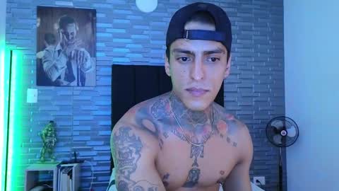 Snapshot of vicctorzc chatting on 23, 2, 2025 Victor cardenas online show from 23, 2, 2025