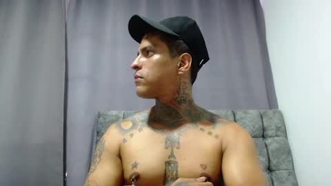 Snapshot of vicctorzc chatting on 12, 6, 2026 Victor cardenas online show from 12, 6, 2026