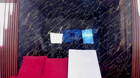 Snapshot of vichy_evans chatting on 5, 1, 2026 Vichy Everyday From 1400 to 2130 Col Time online show from 5, 1, 2026