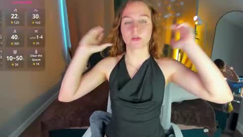 Snapshot of vicki_milles chatting on 5, 8, 2026 vicki_milles online show from 5, 8, 2026