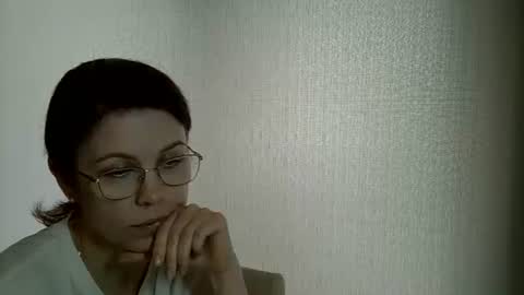 Snapshot of vickii__ chatting on 28, 5, 2026 vickii__ online show from 28, 5, 2026