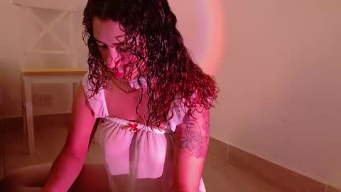 Snapshot of vicky_crazy chatting on 20, 1, 2025 Vicky  online show from 20, 1, 2025