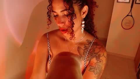 Snapshot of vicky_crazy chatting on 6, 2, 2025 Vicky  online show from 6, 2, 2025