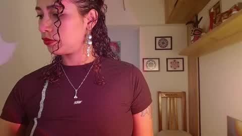 Snapshot of vicky_crazy chatting on 8, 2, 2025 Vicky  online show from 8, 2, 2025