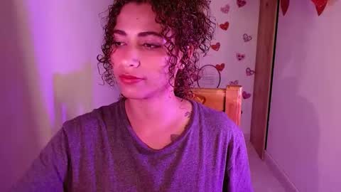 Snapshot of vicky_crazy chatting on 22, 2, 2025 Vicky  online show from 22, 2, 2025