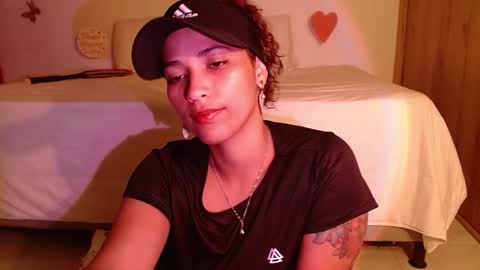 Snapshot of vicky_crazy chatting on 25, 2, 2025 Vicky  online show from 25, 2, 2025