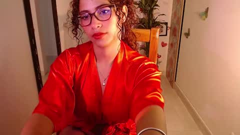 Snapshot of vicky_crazy chatting on 6, 3, 2025 Vicky  online show from 6, 3, 2025