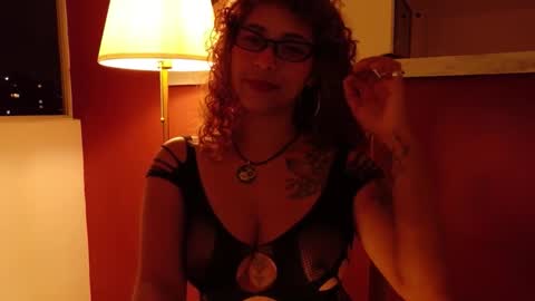 Vicky  online show from 7, 11, 2025