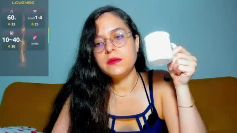 Snapshot of vicky_cristinax chatting on 3, 4, 2026 Vicky online show from 3, 4, 2026