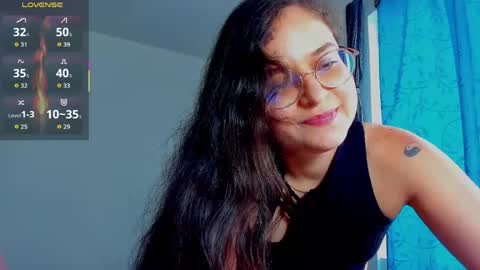 Snapshot of vicky_cristinax chatting on 25, 5, 2026 Vicky online show from 25, 5, 2026
