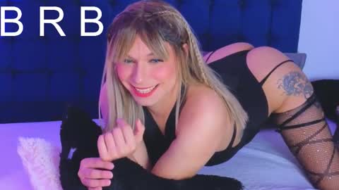 Snapshot of vicky_hot_x chatting on 7, 11, 2025 online show from 7, 11, 2025