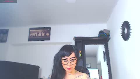 Snapshot of vicky_hotmilf chatting on 13, 7, 2026 Vicky online show from 13, 7, 2026