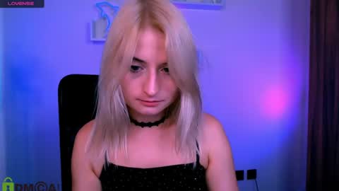 Snapshot of vicky_kim chatting on 14, 7, 2026 vicky_kim online show from 14, 7, 2026